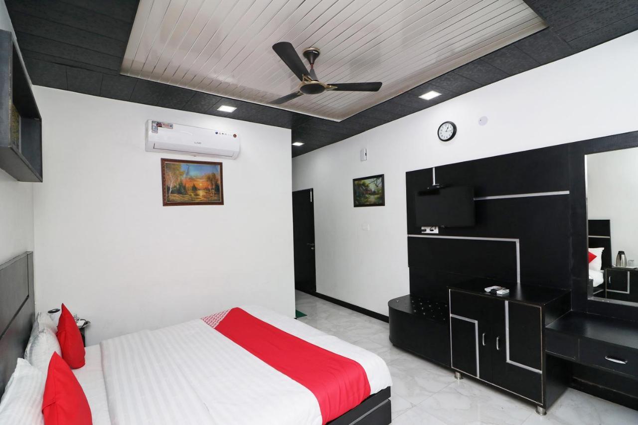 Capital O 4747 Imperial Hotel Katra Katra  Ngoại thất bức ảnh