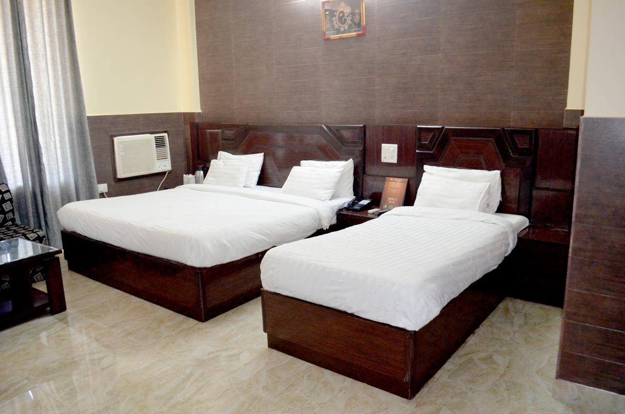 Capital O 4747 Imperial Hotel Katra Katra  Ngoại thất bức ảnh