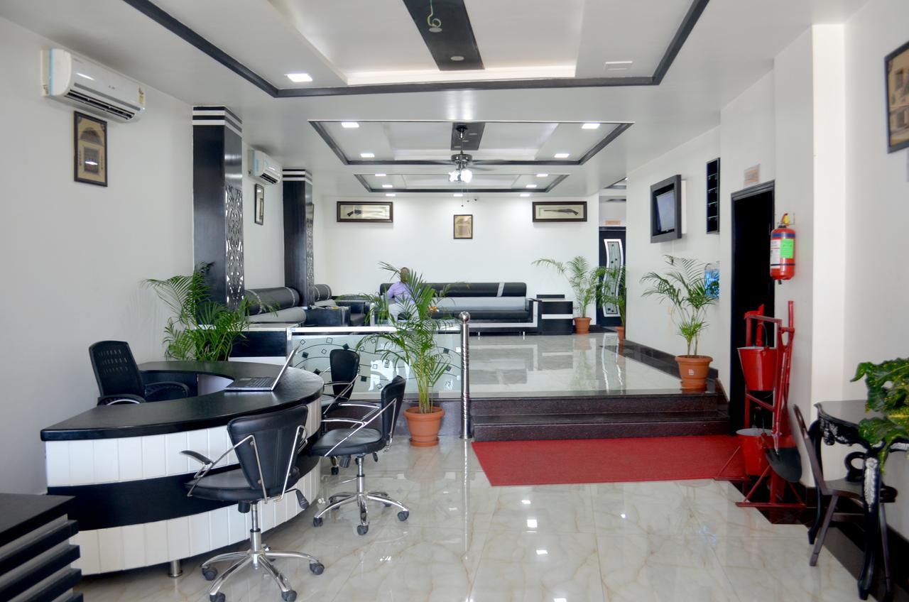 Capital O 4747 Imperial Hotel Katra Katra  Ngoại thất bức ảnh