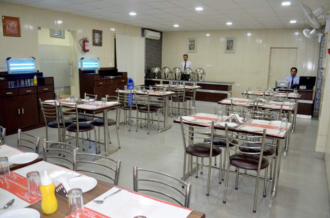 Capital O 4747 Imperial Hotel Katra Katra  Ngoại thất bức ảnh